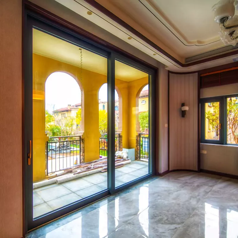 Porta scorrevole per balcone con protezione termica isolata in alluminio